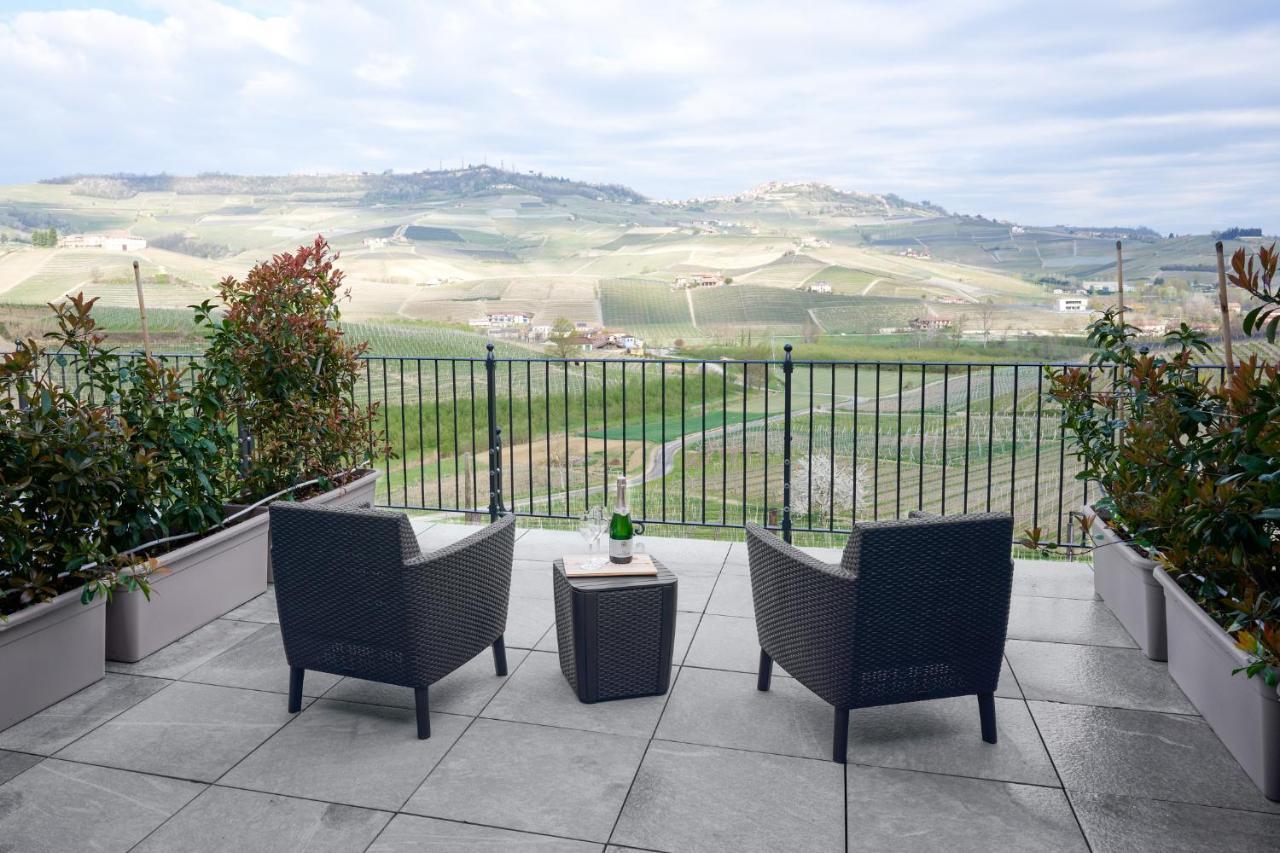 Agriturismo Cascina Sciulun Monforte dʼAlba Eksteriør bilde
