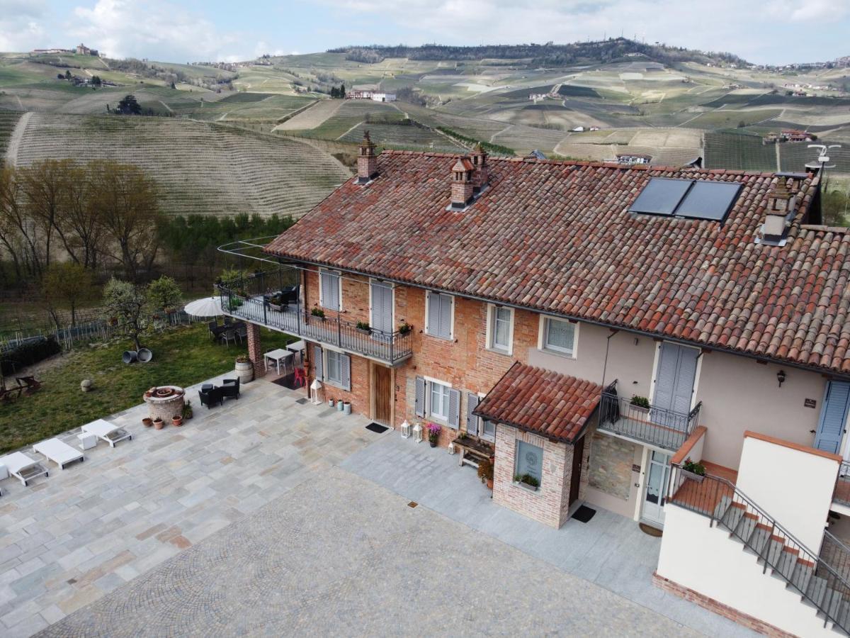 Agriturismo Cascina Sciulun Monforte dʼAlba Eksteriør bilde